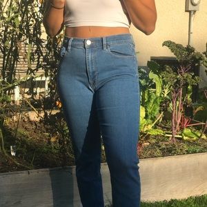 BDG Jeans • Indigo High Rise Twig